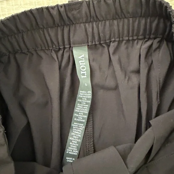 Vuori Villa Trouser, short in black (NEVER WORN) - Picture 4 of 6